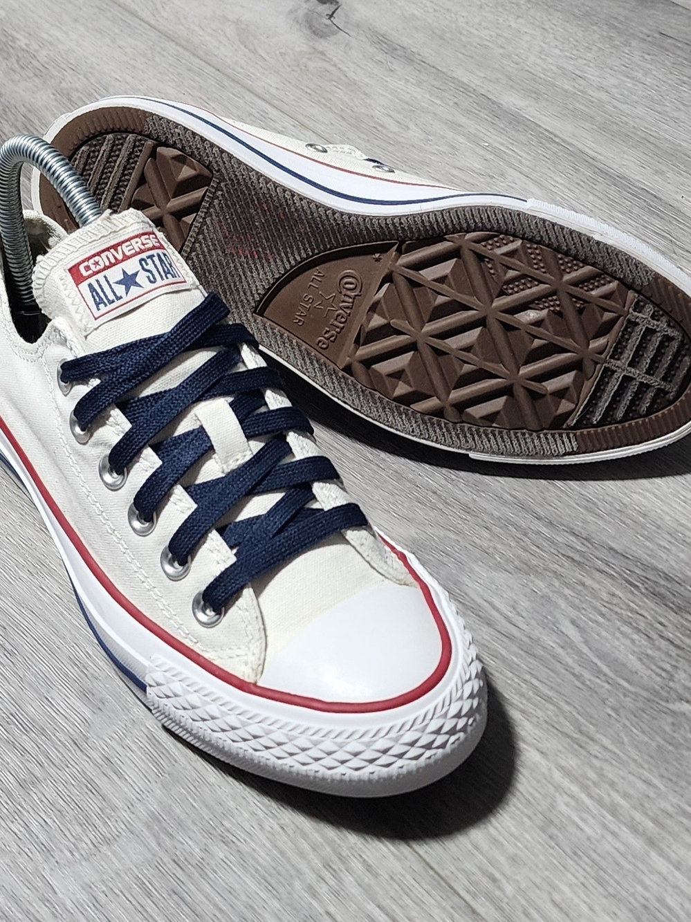 Converse Chuck Taylor All Star Low Top White Sneakers Womens Size 7 - Picture 7 of 8
